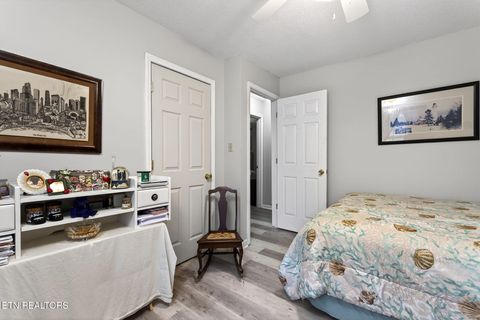 Tiny photo for 30 Oak St, Crossville, TN 38555 (MLS # 1323621)