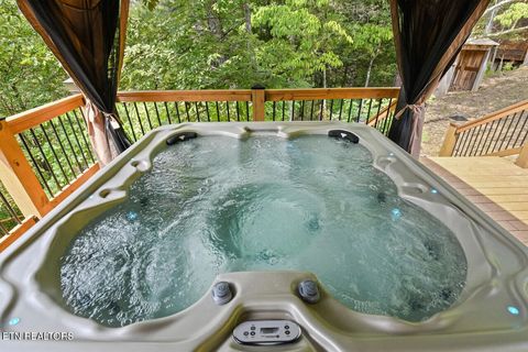 Tiny photo for 850 Sylvia Lane, Sevierville, TN 37876 (MLS # 1342045)