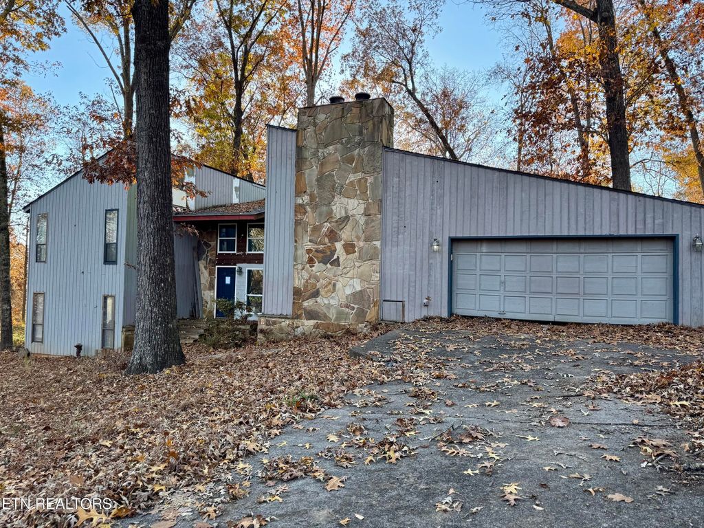 Photo of 190 Van Stowe Rd, Harriman, TN 37748 (MLS # 1322220)