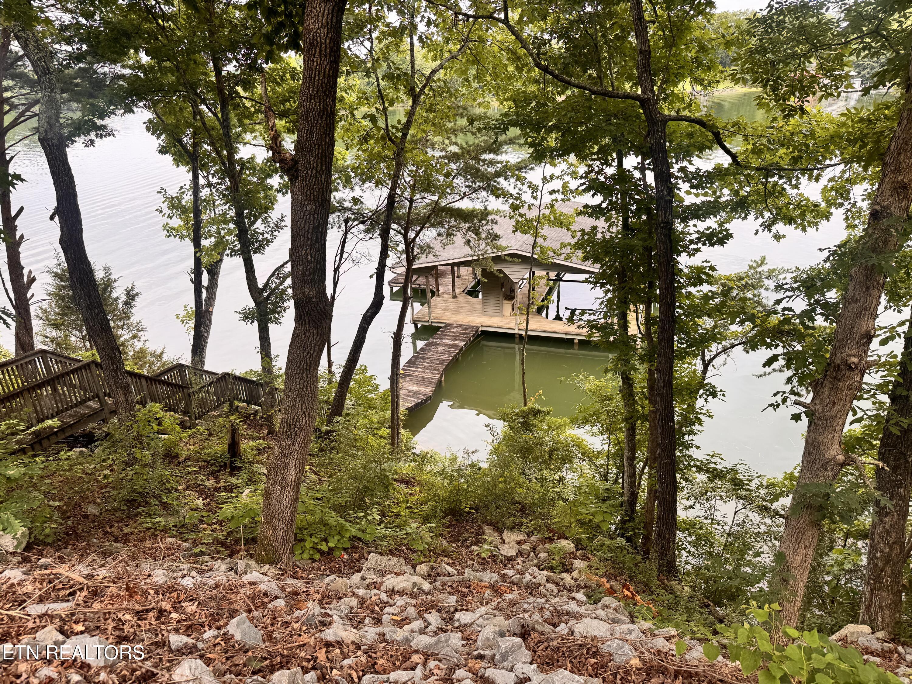 212 Overlook Drive