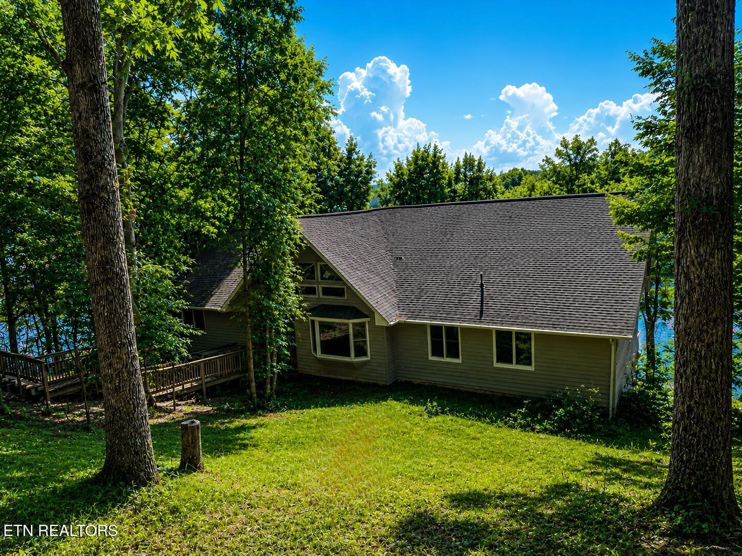 212 Overlook Drive