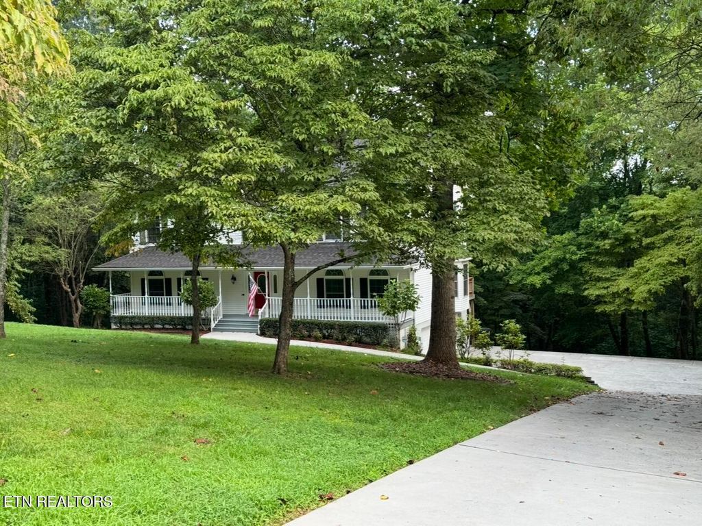 Photo of 126 Skiatook Way, Loudon, TN 37774 (MLS # 1326215)