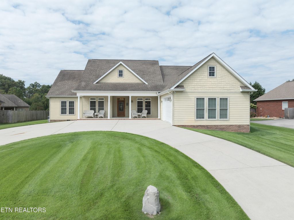 Photo of 1709 Ansley Drive, Alcoa, TN 37701 (MLS # 1314950)
