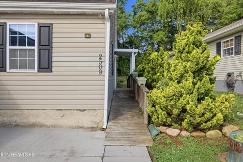 Tiny photo for 2509 Bay Meadows Way, Sevierville, TN 37876 (MLS # 1357699)