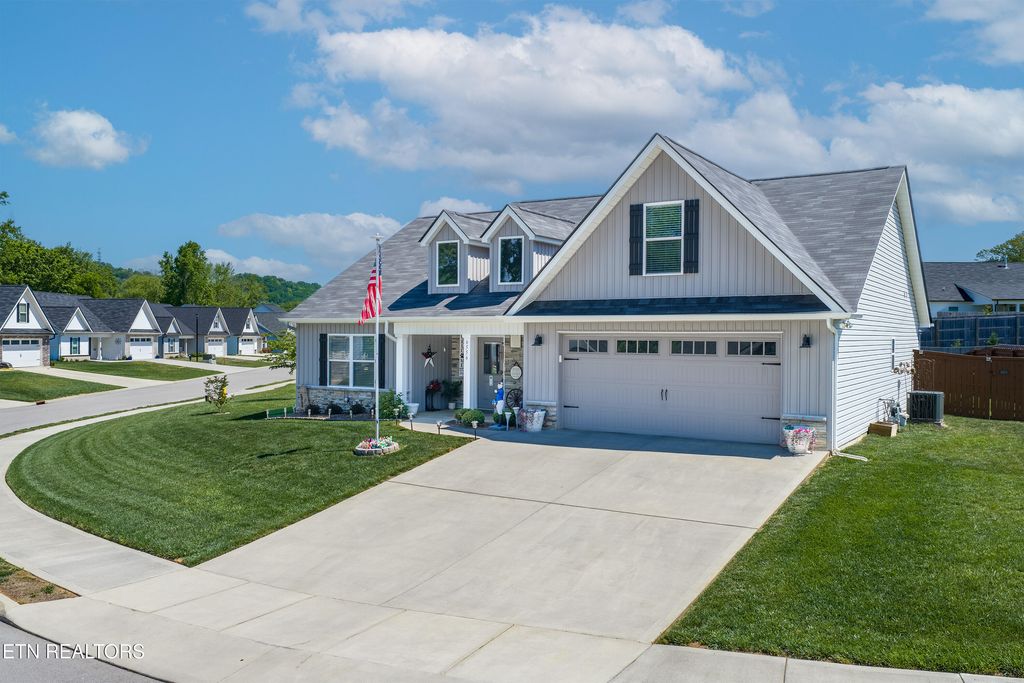 Photo of 6556 Cara Cade Lane, Knoxville, TN 37931 (MLS # 1338284)