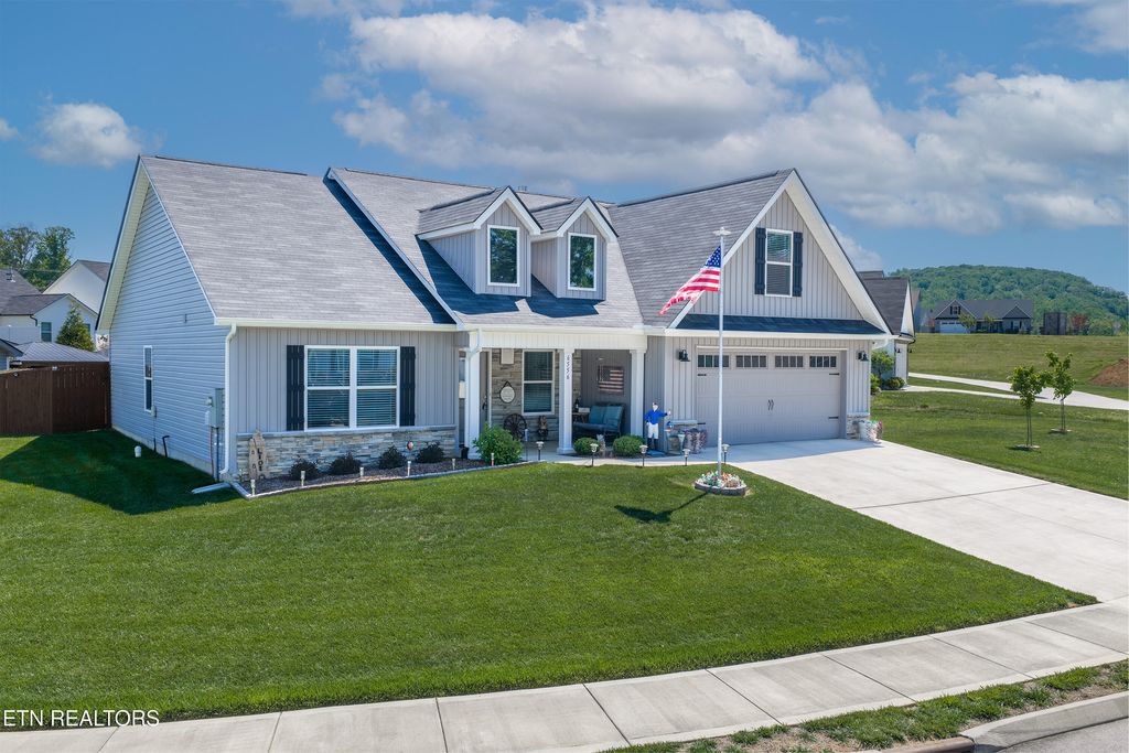 Photo of 6556 Cara Cade Lane, Knoxville, TN 37931 (MLS # 1338284)