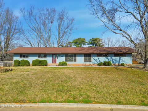 Photo of 1004 Laurie St, Maryville, TN 37803 (MLS # 1326029)