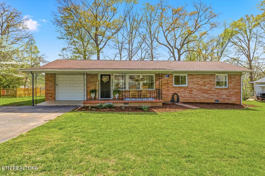 Photo of 3412 Hazelwood Rd, Knoxville, TN 37921 (MLS # 1335371)