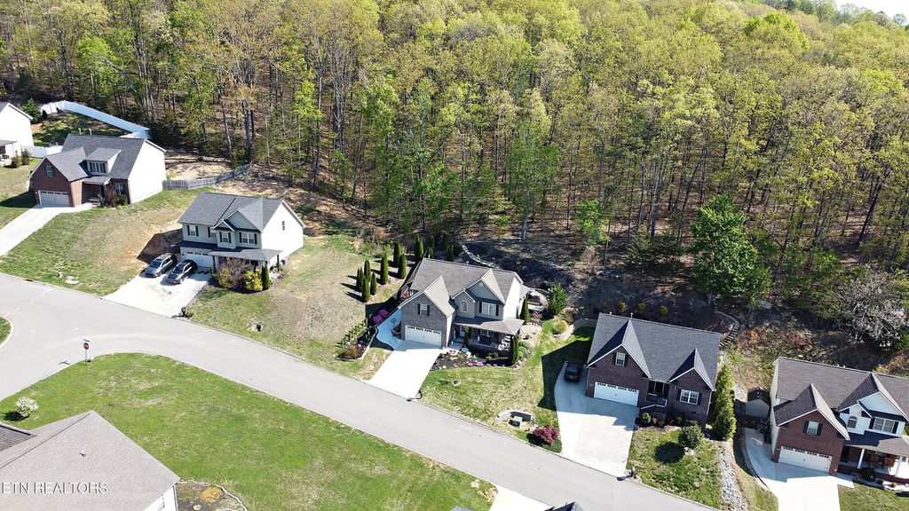 Photo of 3066 Oakwood Hills Lane, Knoxville, TN 37931 (MLS # 1337229)