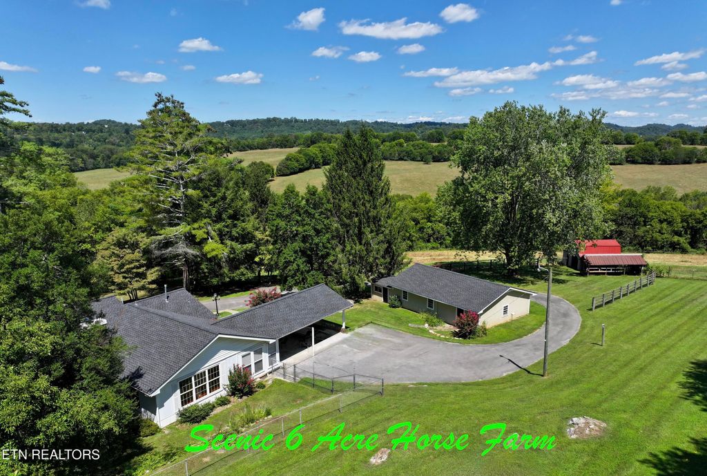 Photo of 128 Chinquapin Lane Ln, Madisonville, TN 37354 (MLS # 1330980)