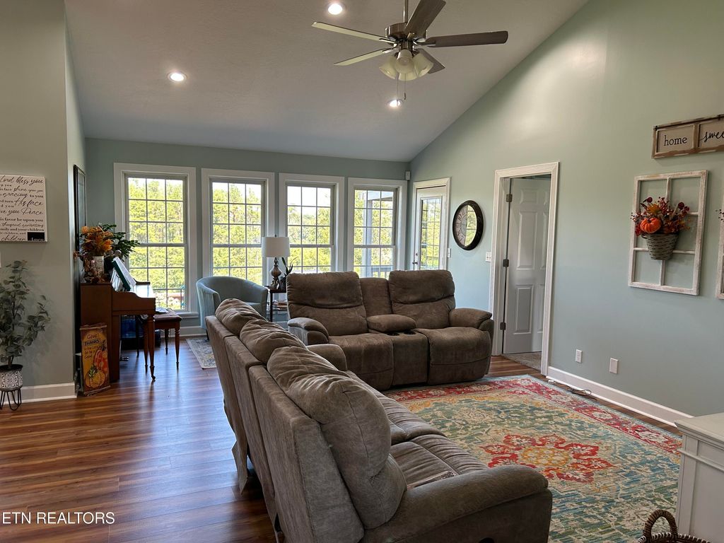 Photo of 322 Battlefield Drive, Dandridge, TN 37725 (MLS # 1315254)