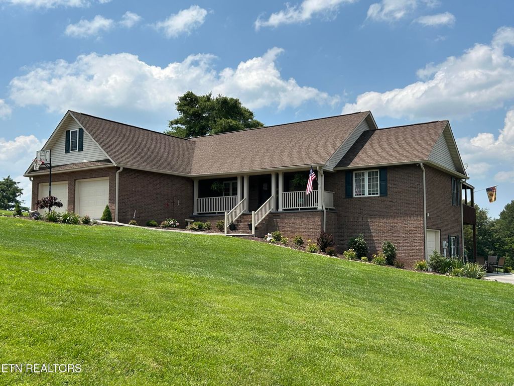 Photo of 322 Battlefield Drive, Dandridge, TN 37725 (MLS # 1315254)