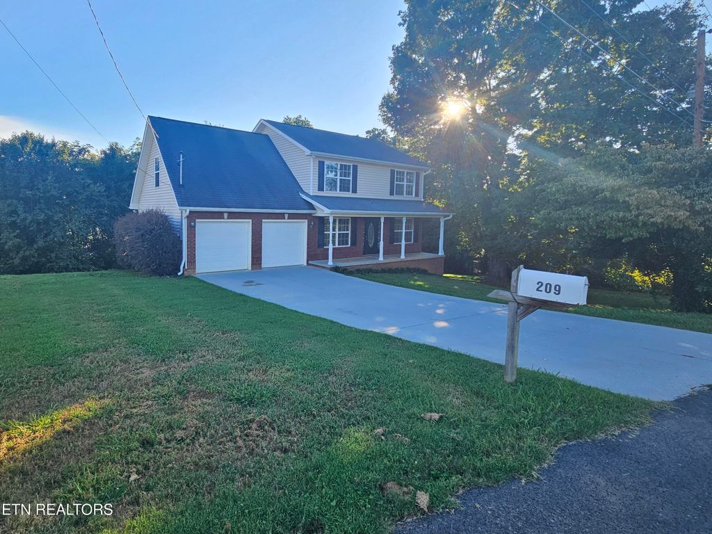 Photo of 209 Cherokee Tr, Seymour, TN 37865 (MLS # 1306039)