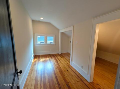 Tiny photo for 1235 Armstrong Ave, Knoxville, TN 37917 (MLS # 1333371)