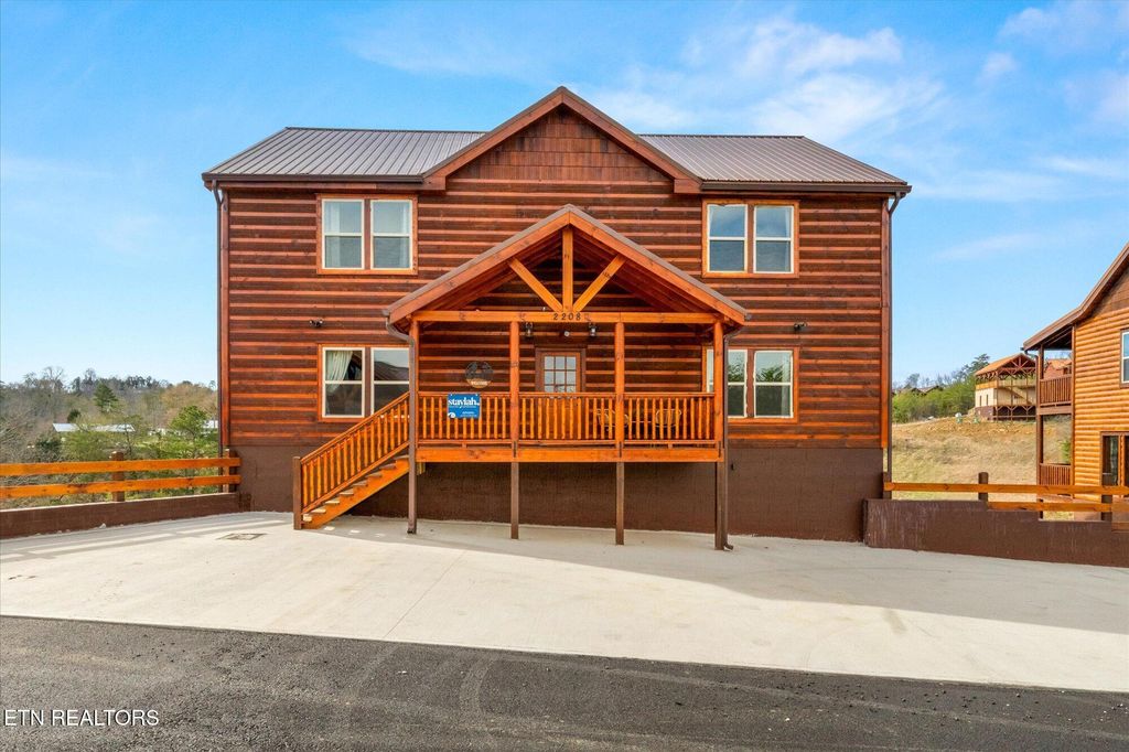 Photo of 2208 Jericho Way, Sevierville, TN 37876 (MLS # 1337695)