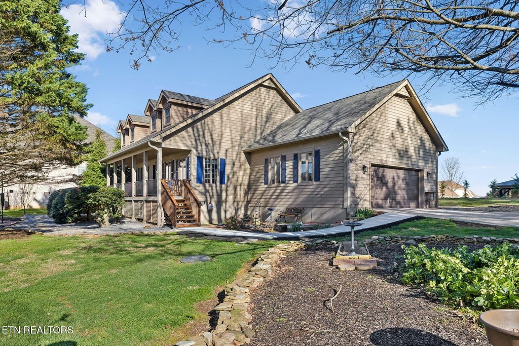 Photo of 184 Amohi Way, Loudon, TN 37774 (MLS # 1333212)