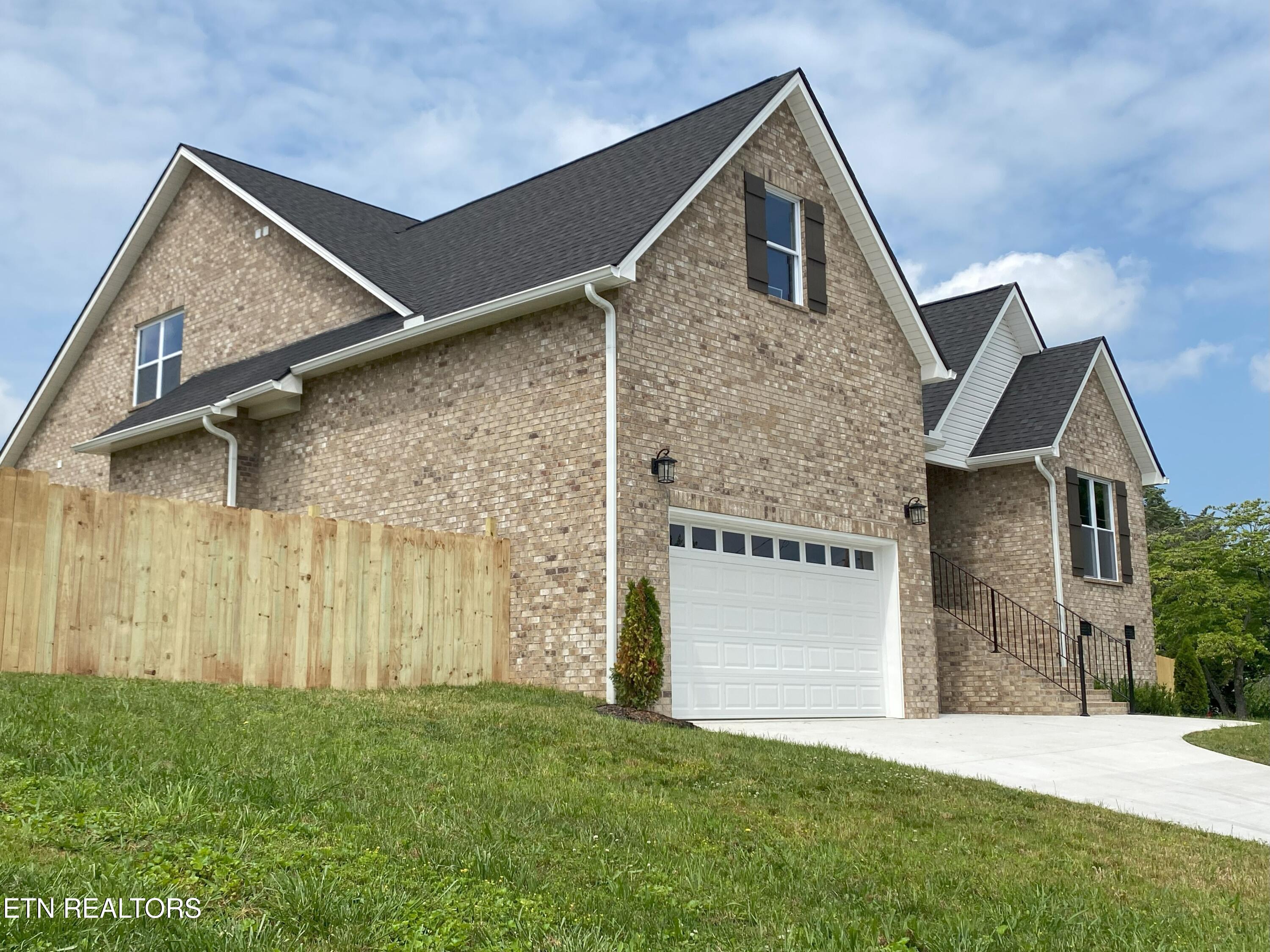 8017 Little Joe Rd