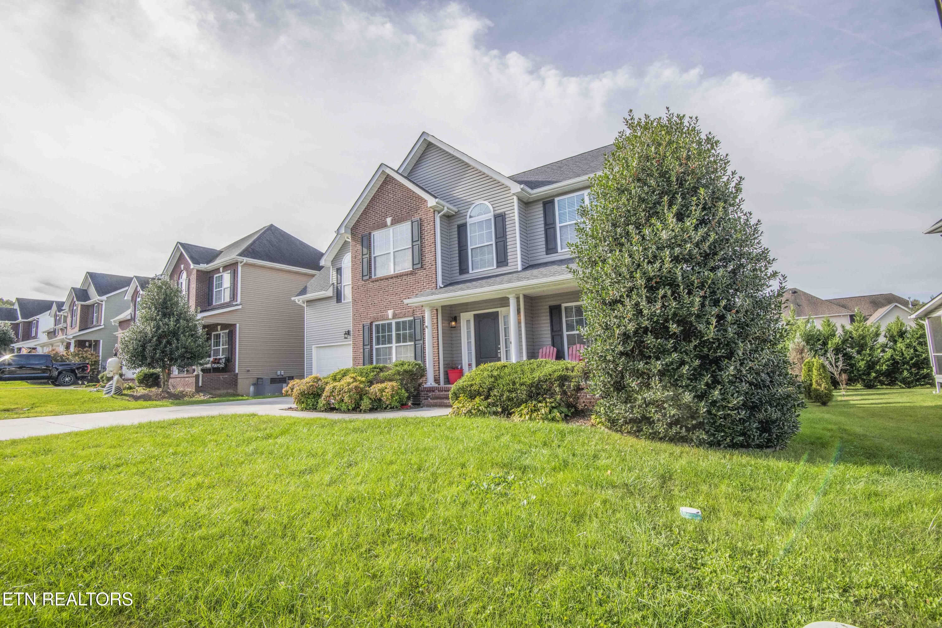 2559 Sparkling Star Lane