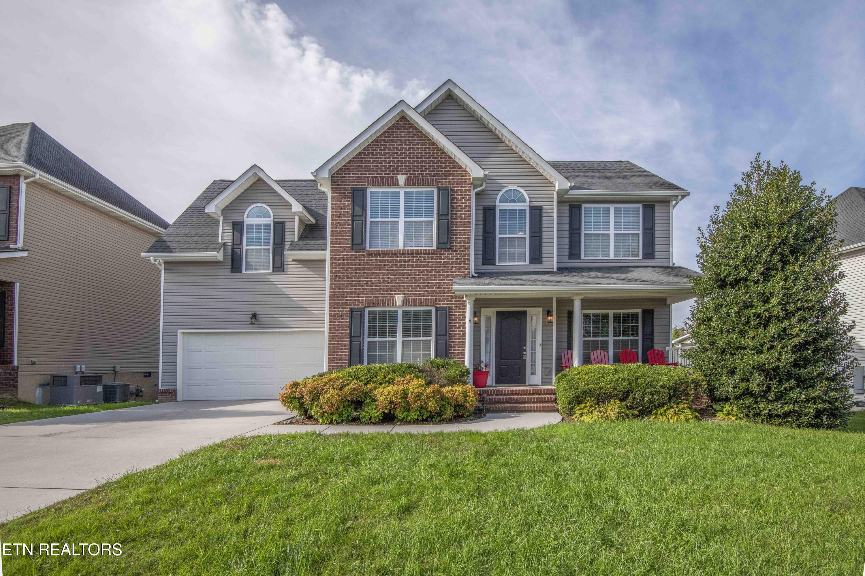 2559 Sparkling Star Lane