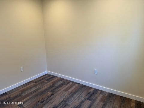 Tiny photo for 400 Collins St, Loudon, TN 37774 (MLS # 1326229)