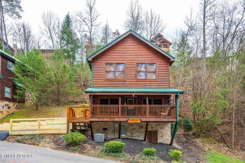 645 Chickasaw Gap Way Pigeon Forge TN 37863