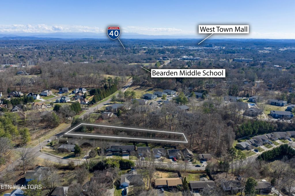 Photo of 1325 Francis Rd, Knoxville, TN 37909 (MLS # 1331459)