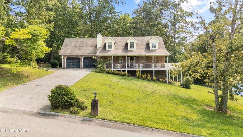 Photo of 524 Emerald Ave, Kodak, TN 37764 (MLS # 1315447)
