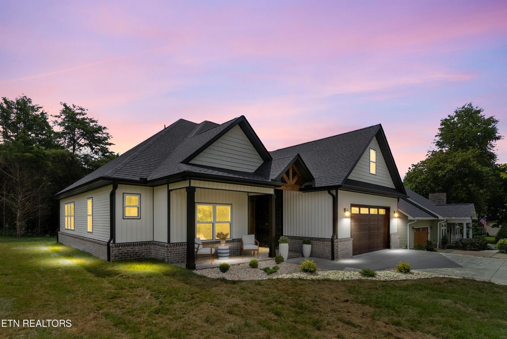 Photo of 149 Gado Way, Loudon, TN 37774 (MLS # 1330924)