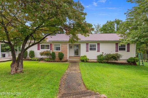 Photo of 103 E Pasadena Rd, Oak Ridge, TN 37830 (MLS # 1314476)