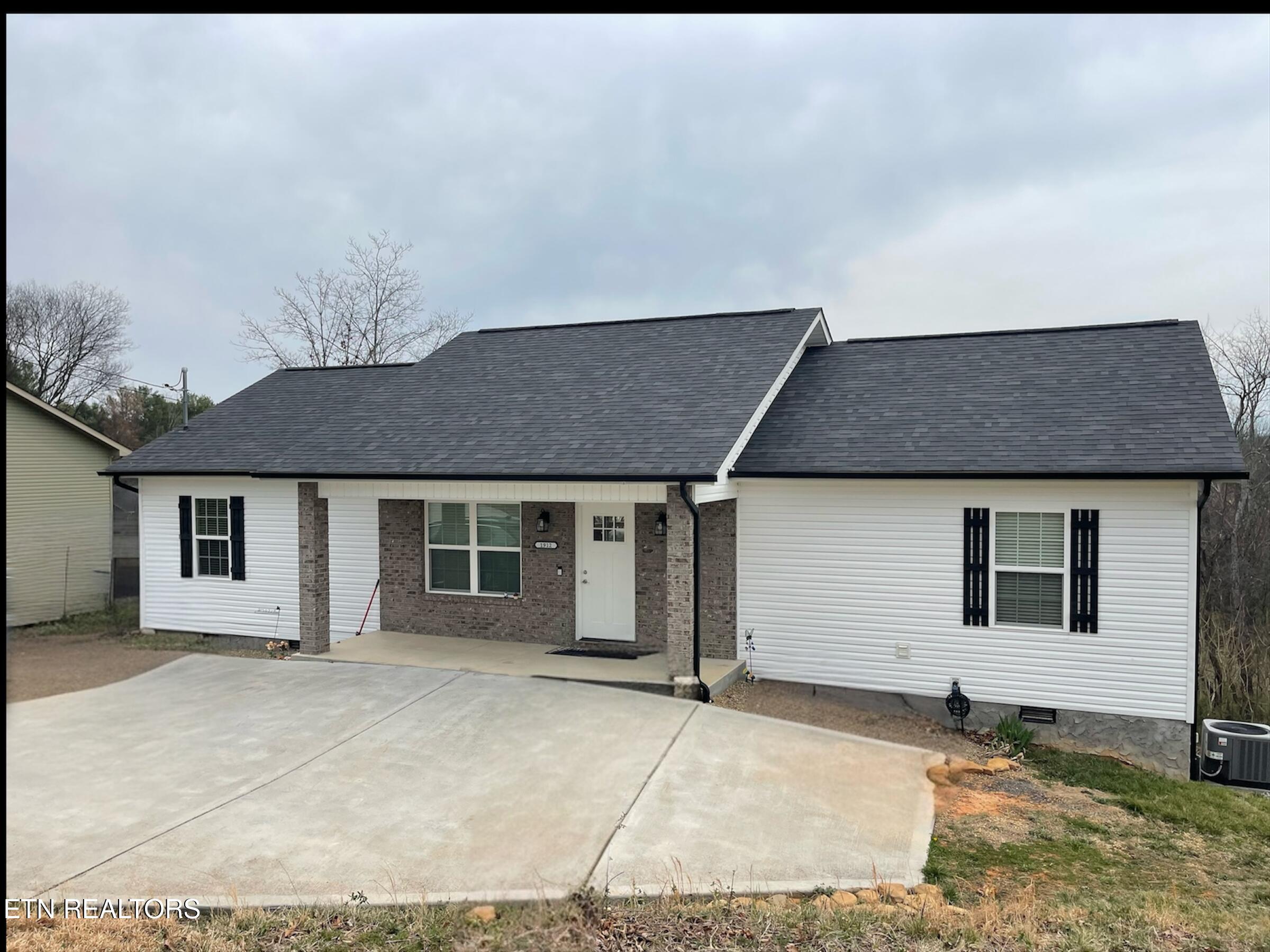 Listing image 1