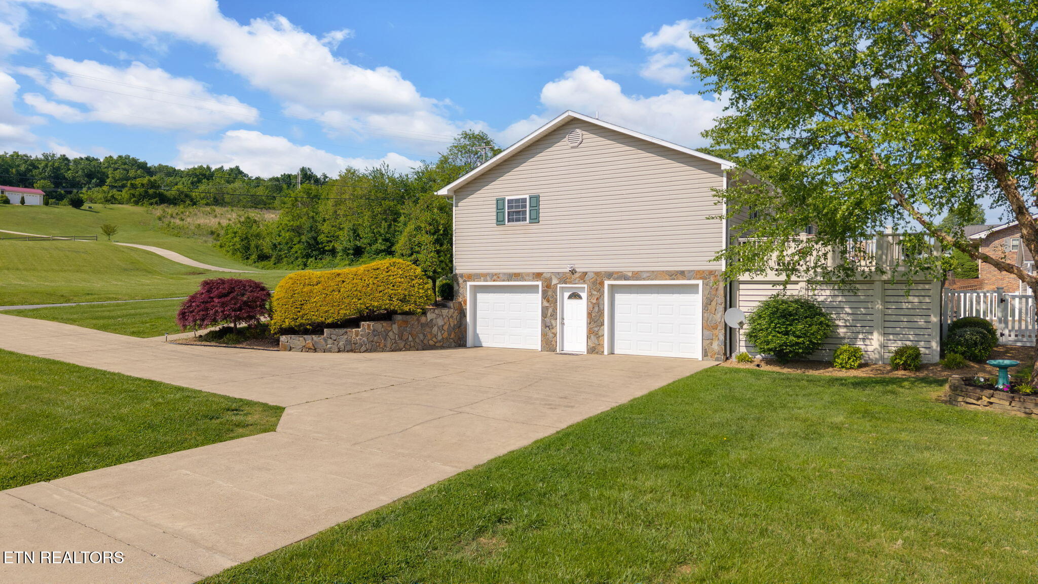 805 Lick Hollow Rd