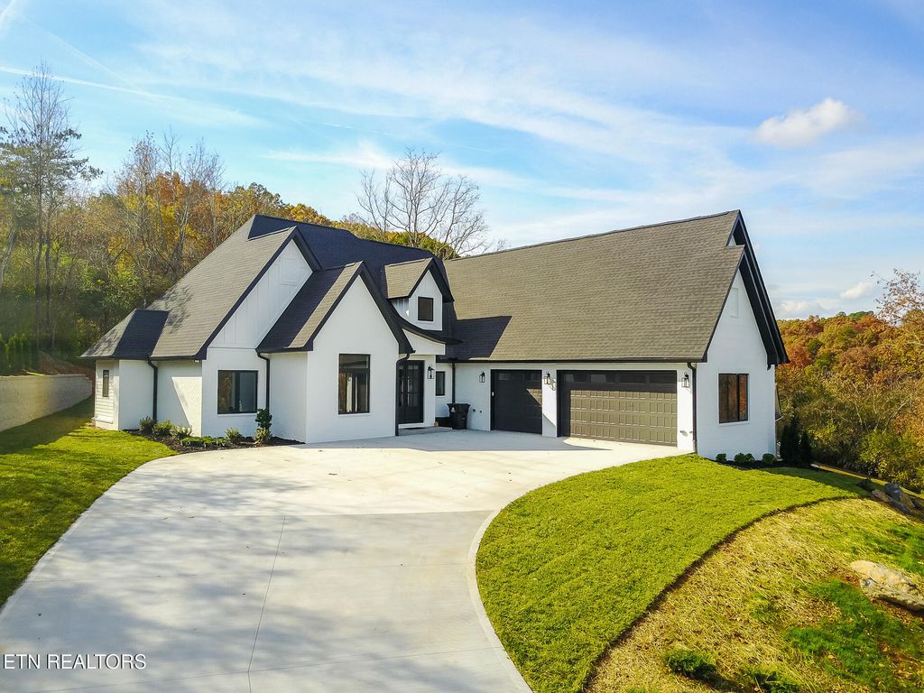 Photo of 266 Ootsima Way, Loudon, TN 37774 (MLS # 1321269)