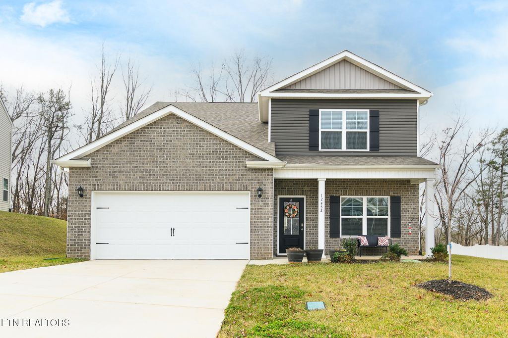 Photo of 12452 Hatmaker Lane, Knoxville, TN 37932 (MLS # 1326139)