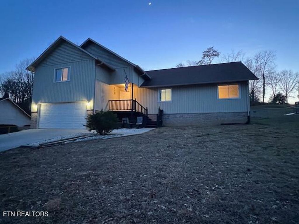 Photo of 124 Mohawk Tr, LaFollette, TN 37766 (MLS # 1341443)