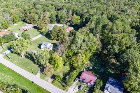 Photo of 605 Woodcliff Rd, Monterey, TN 38574 (MLS # 1318281)
