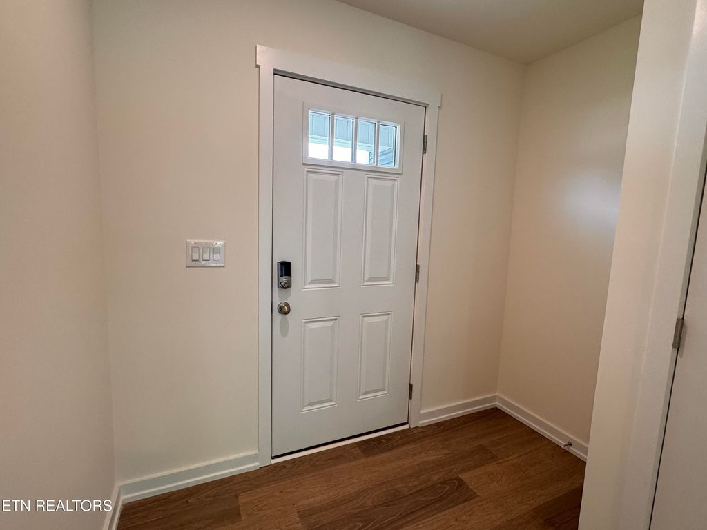 Photo of 574 White Oak Lane, Vonore, TN 37885 (MLS # 1345519)