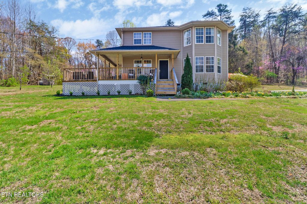 Photo of 3227 W Wolf Valley Rd, Clinton, TN 37716 (MLS # 1295242)