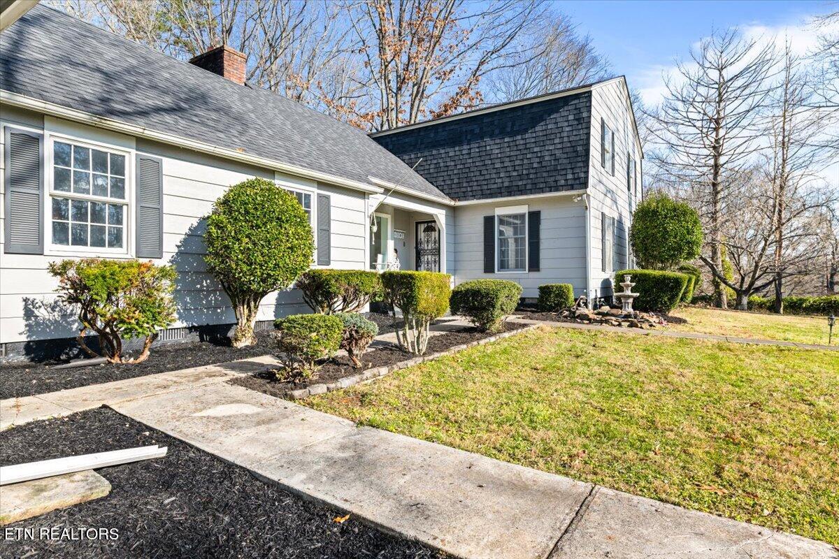 203 Golf Hill Lane