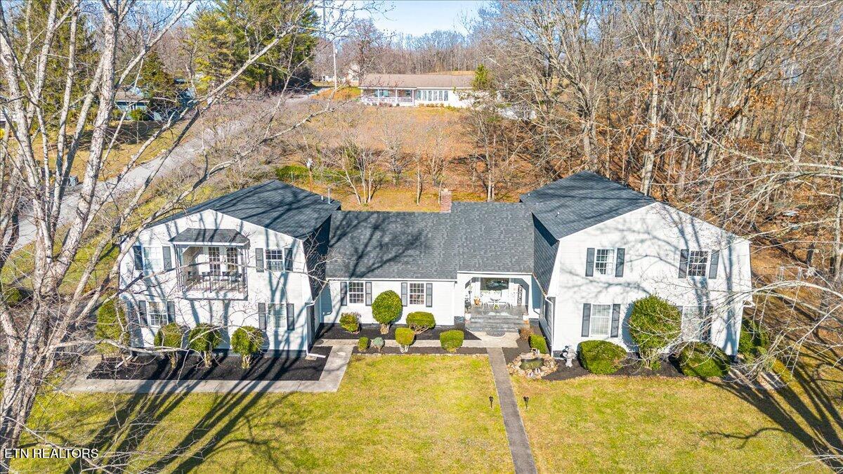203 Golf Hill Lane