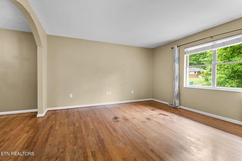 Tiny photo for 109 Glenn Circle, Powell, TN 37849 (MLS # 1340360)