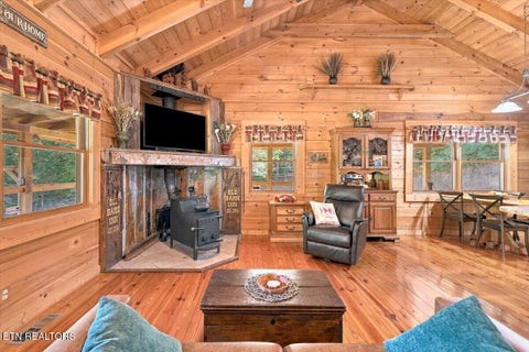 Tiny photo for 462 Middle Creek Rd, Cosby, TN 37722 (MLS # 1359587)