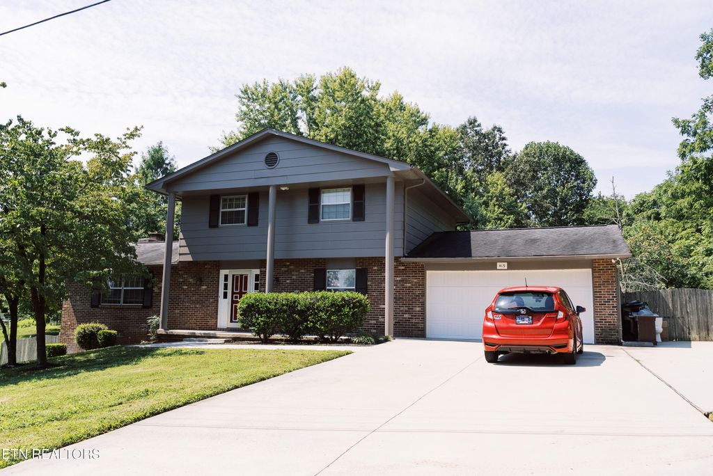 Photo of 413 Barbara Lane, Knoxville, TN 37934 (MLS # 1313308)