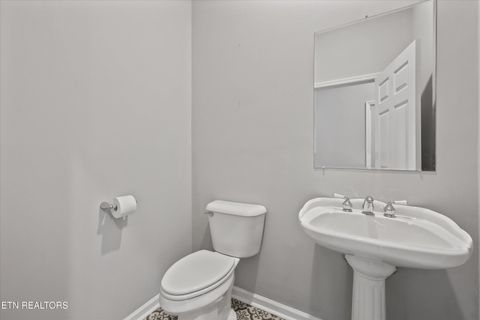 Tiny photo for 3962 Logans Landing Circle, Louisville, TN 37777 (MLS # 1338158)