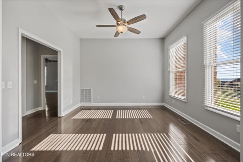 Tiny photo for 3962 Logans Landing Circle, Louisville, TN 37777 (MLS # 1338158)