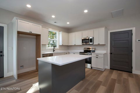 Tiny photo for 112 Flanagan Lane, Lenoir City, TN 37771 (MLS # 1360336)