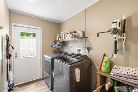 Tiny photo for 140 County Road 124, Athens, TN 37303 (MLS # 1348224)