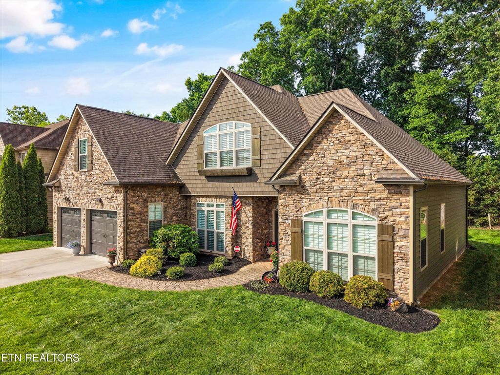 Photo of 1155 Front Royal Lane, Knoxville, TN 37922 (MLS # 1340034)
