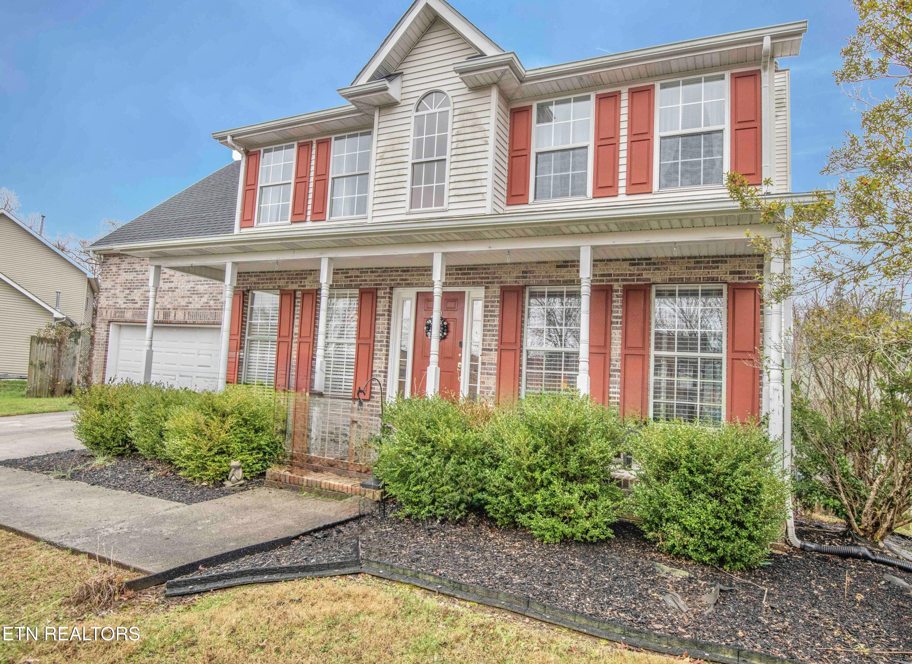 1219 Emerald Forest Lane