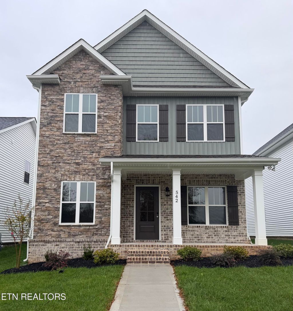 Photo of 542 Broadberry Ave #Lot 34B, Oak Ridge, TN 37830 (MLS # 1318064)