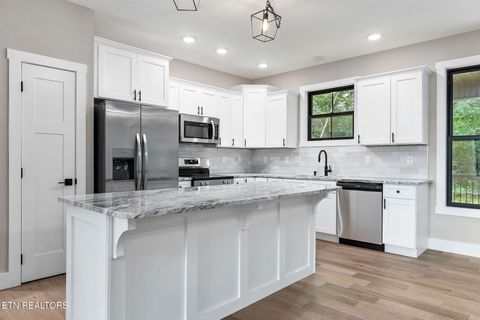 Tiny photo for 2 Riverchase Drive, Crossville, TN 38555 (MLS # 1325922)